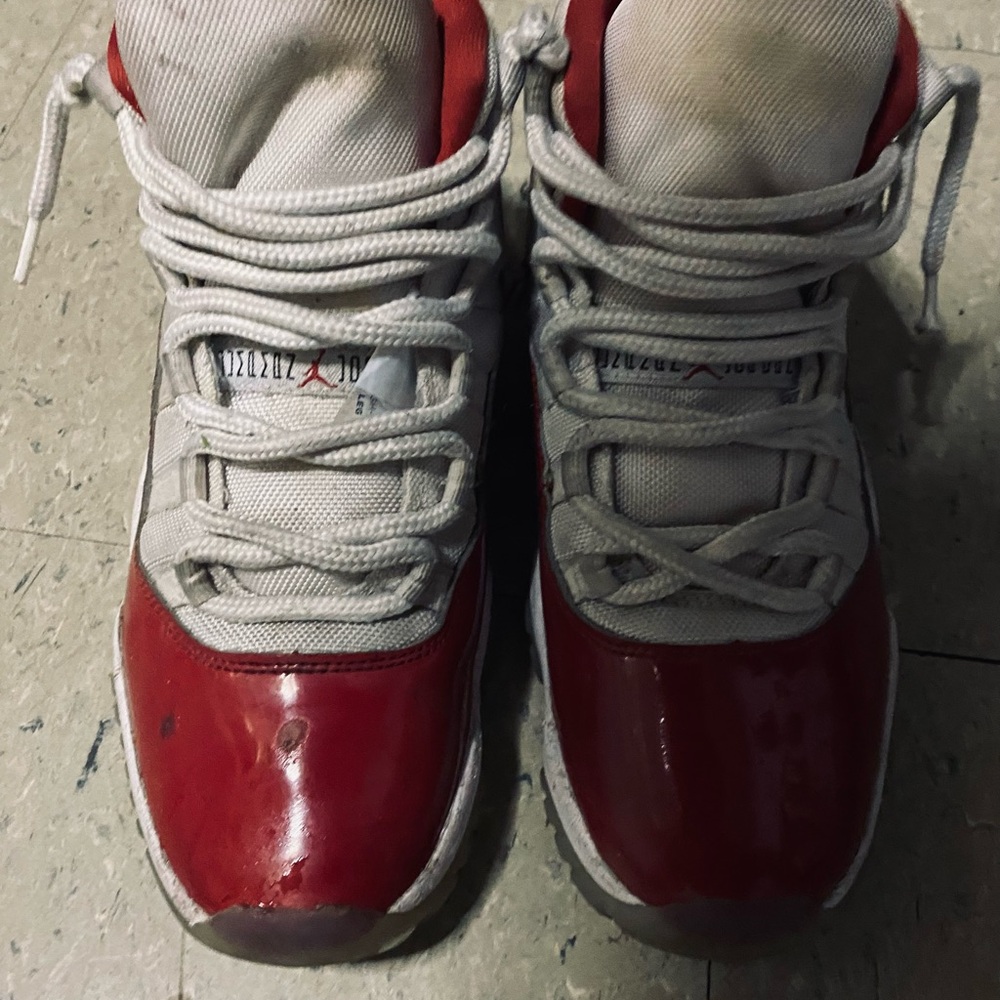 Jordan 11 cherries